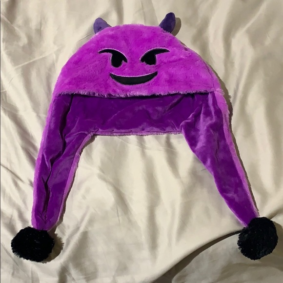 Accessories | Kids Purple Emoji Hat 